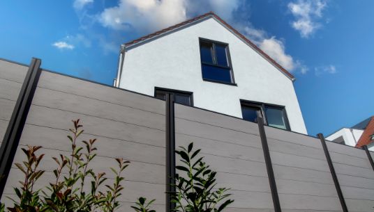 Kunststof schutting modern